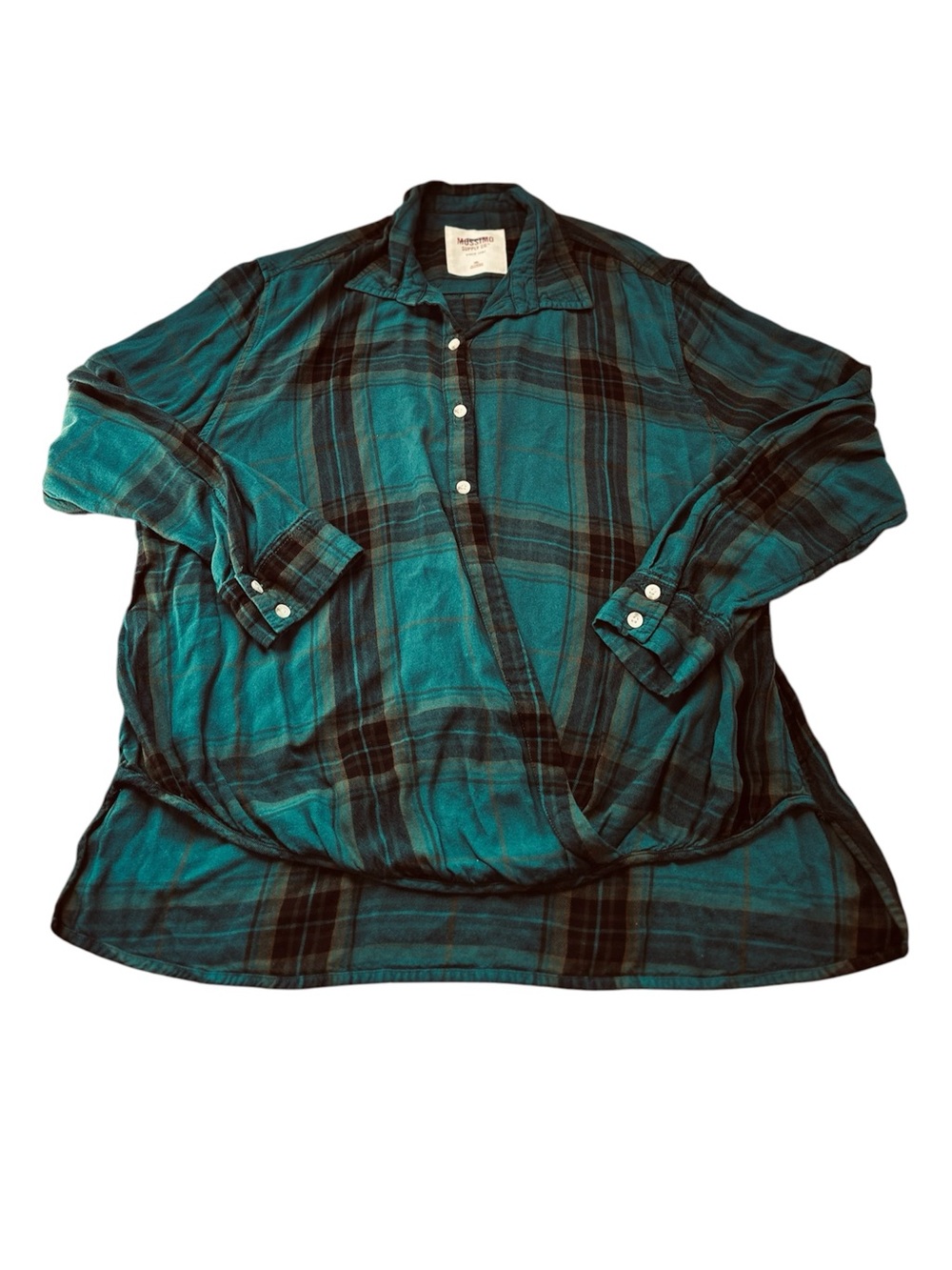 🆕Mossimo Supply Co. Teal and Black Plaid Button-Down Shirt